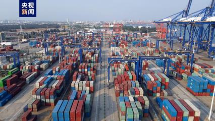 海南洋浦港集裝箱吞吐量穩(wěn)步增長(zhǎng) 2023年完成183.35萬(wàn)標(biāo)箱